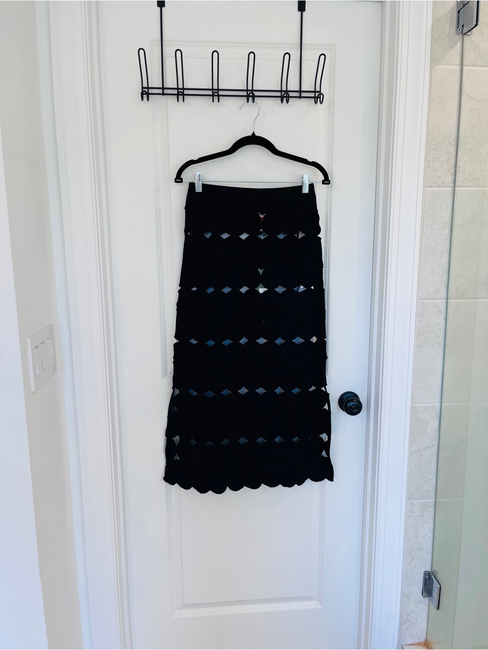 Brand New FARM Rio Black Heart Midi Skirt - Picture 3 of 14